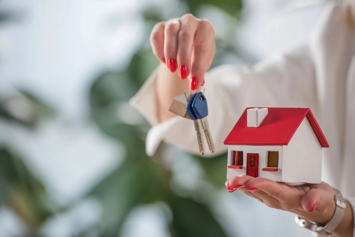 image about Buying a House in Victoria? Here’s What Your Contract Should (And Shouldn’t) Say